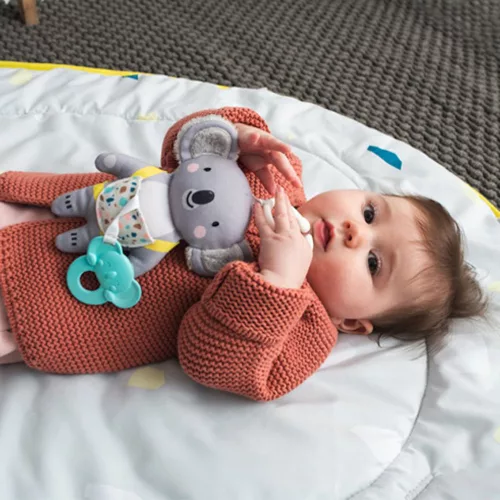 Taf Toys csörgő Kimmy, a koala rágókával 12405