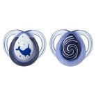 Tommee Tippee Közelebb a természeteshez Night játszócumi 0-6hó 2 db