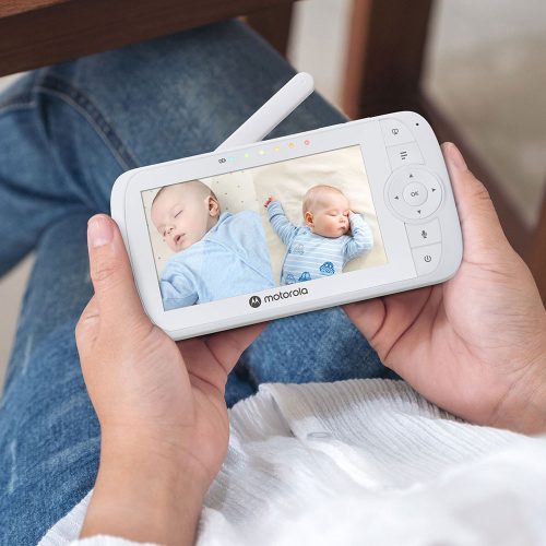 Motorola bébiőr Duo kamerás 5inch színes kijelzővel, 2 kamerával VM35-2