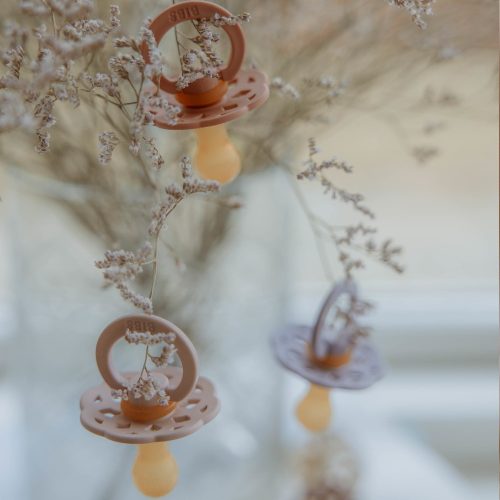 BIBS játszócumi - Boheme natúr kaucsuk 6-18 hó cseresznyevirág és hamvas lila 2 db