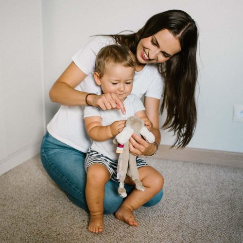 BabyOno szundikendő - Willy kutyus cumitartóval plüss 1523