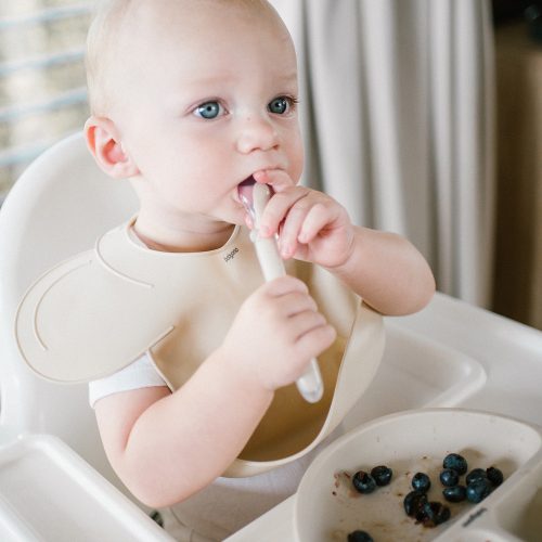 BabyOno tányér szilikon tapadó aljú háromrekeszes bézs 1482/04