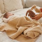 BabyOno babatakaró merino gyapjú kötött 75x100cm sötét bézs 1648/02