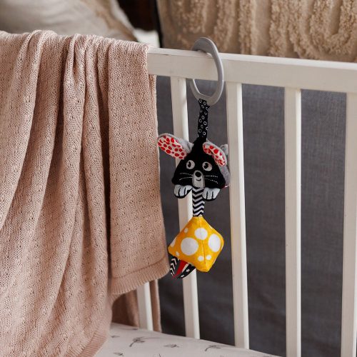 BabyOno függő csörgő kontrasztos színekkel MOUSE 1676