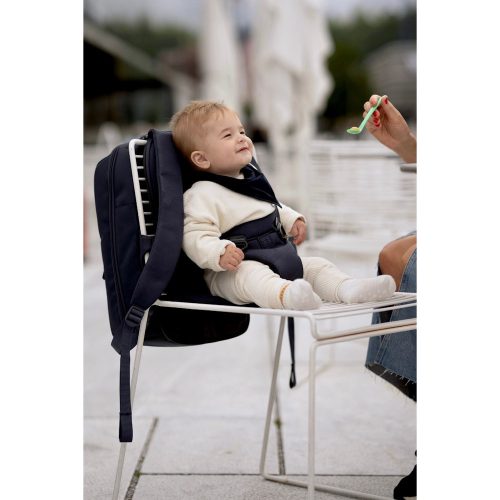 MiniMeis pelenkázó hátizsák és babarögzítő hám étkezőszékhez Hero G5 Black