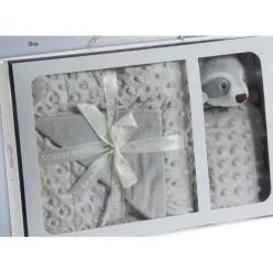   Gamberritos takaró plüss buborékos anyagú 80x110cm szundikendővel szürke mosómedve 10887