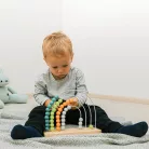 Zopa fa játék golyós számoló szivárvány