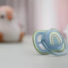 Philips AVENT játszócumi Ultra Air 0-6hó szivárványos 1db