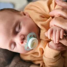 Philips AVENT játszócumi Ultra Start mintás 0-2hó fiús 2db