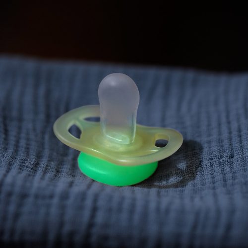 Philips AVENT játszócumi Ultra Start éjszakai 0-2hó lányos 2db