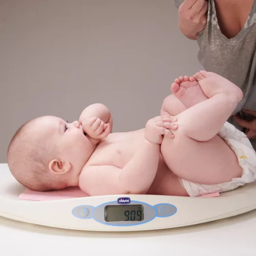 Digitális csecsemőmérleg 20 kg-ig súlystabilizáló funkció a mozgó baba méréséhez