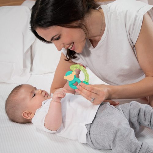 Frissítő hűsítő rágóka kismajom fogzási időszakra