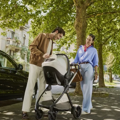 KORY PLUS I-Size 40-85 cm hordozó Chicco Bellagio babakocsira